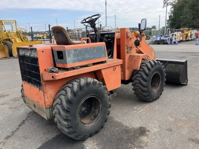 Xúc lật mini No.80 - 3