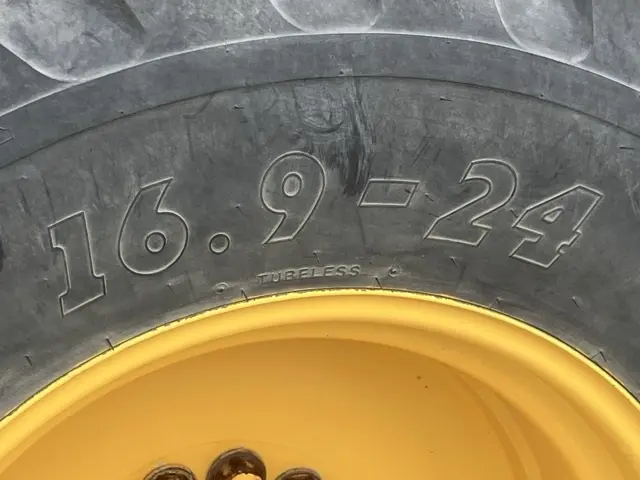 Máy xúc lật No.81 - 13