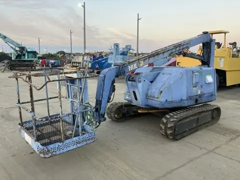 Xe nâng người