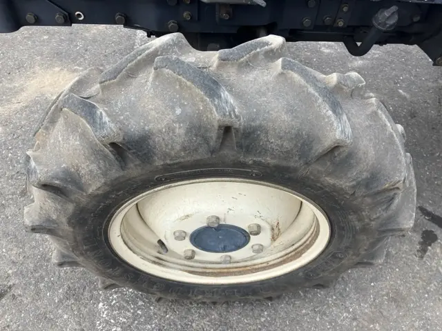 Máy kéo No.2042 - 11