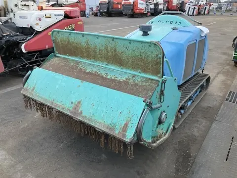 Máy cắt cỏ