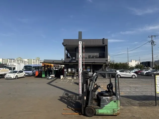 Xe nâng điện No.15010 - 15