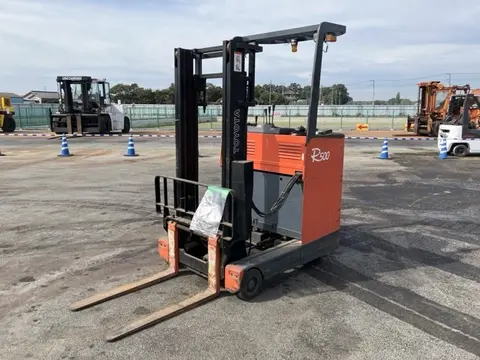 Reach Forklift
