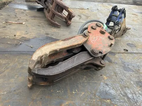 Càng kẹp thủy lực