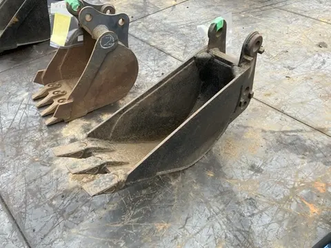 Gầu hẹp